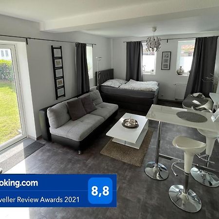 W1 - Kontaktloser 24H Check In, W-Lan, Netflix, Parkplatz, Kueche, Boxspring-Bett Bückeburg Exterior foto