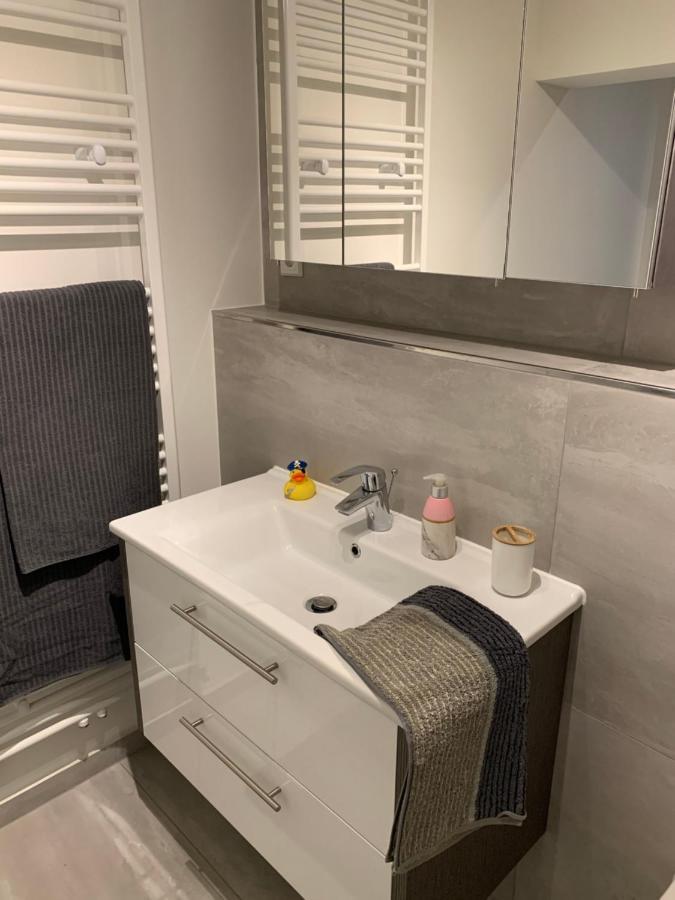 W1 - Kontaktloser 24H Check In, W-Lan, Netflix, Parkplatz, Kueche, Boxspring-Bett Bückeburg Exterior foto